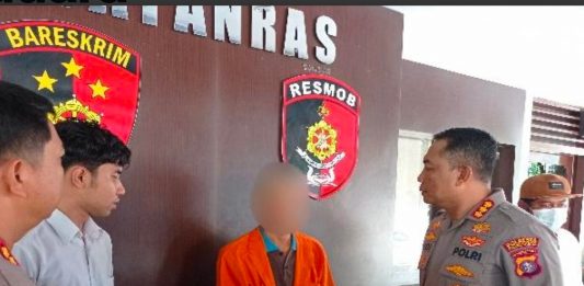 ‘EAS’ LELAKI YATIM PIATU SEHINGGA LABIL