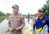 Kapolres Pantau Ruas Jalan yang Terendam Banjir,